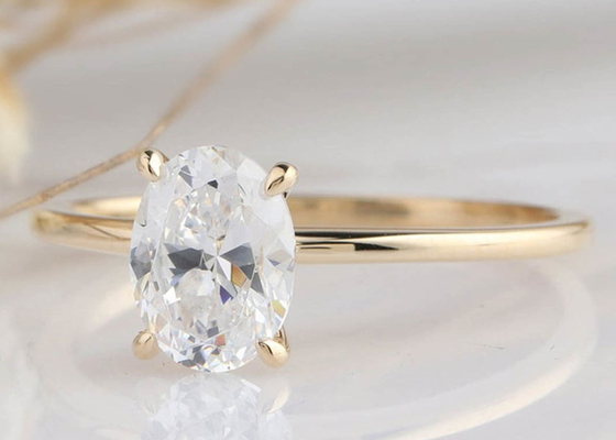 1.5ct Oval Cut Lab Grown Moissanite Ring 14K Gold Material 0.7×0.9cmのサイズ