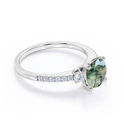 丸型の自然で透明な樹木状のモス グリーンの瑪瑙およびMoissaniteの3石の婚約指輪