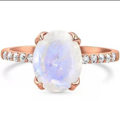 925純銀製の彫面を切り出された虹のMoonstoneの婚約指輪のあたりの自然な宝石用原石の宝石類