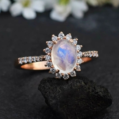 14Kローズの金の楕円形はカボション風にMoonstoneの婚約指輪のMoonstoneのハロー リング宝石類を切った