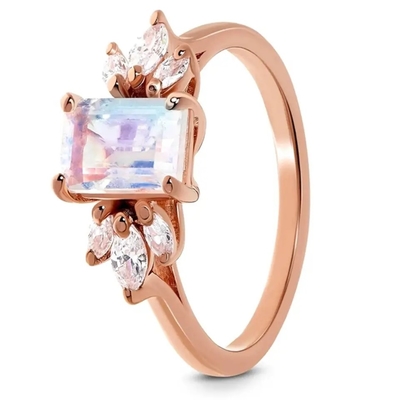 ホワイト ゴールドの楕円形のMoonstoneのアール・デコの独特な婚約指輪は925純銀製を置いた