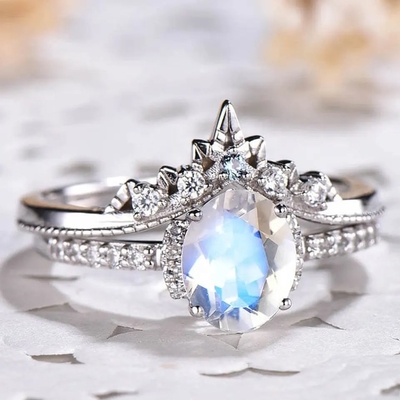 ホワイト ゴールドの楕円形のMoonstoneのアール・デコの独特な婚約指輪は925純銀製を置いた