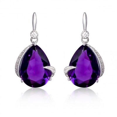 2.46 ct。t.w.紫色および1/10 ct。t.w.純銀製のダイヤモンドのLeverbackのイヤリング