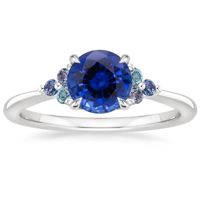 6mmの優れた青い円形のサファイアが付いているサファイアのシークレット・ガーデンのダイヤモンドRingSet