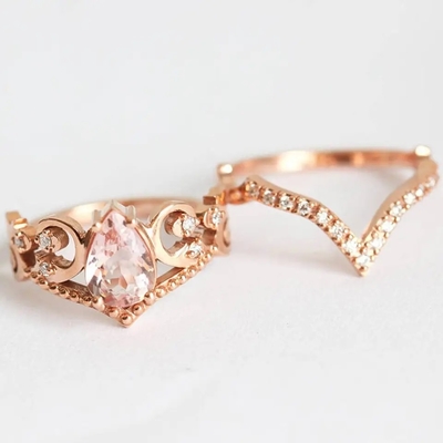 型感謝したS925ローズの金の骨董品Czの婚約指輪は記念日のギフトを約束する