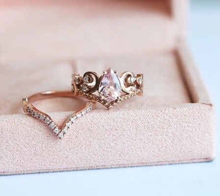 型感謝したS925ローズの金の骨董品Czの婚約指輪は記念日のギフトを約束する