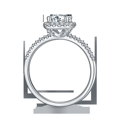 定形可憐なバンド リングのあたりの925の純銀製の宝石類のダイヤモンドのMoissaniteの婚約指輪