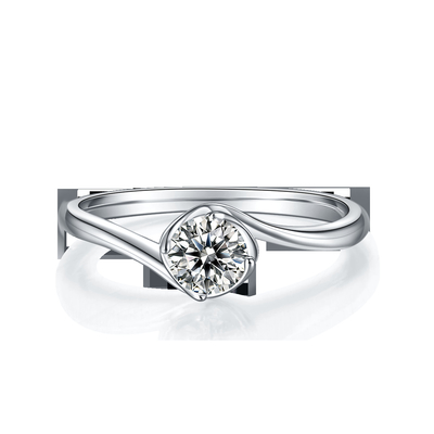 ホワイト ゴールド14のカラットの実験室によって育てられたMoissanite型はMoissaniteの約束のダイヤモンドの宝石類リングを促した