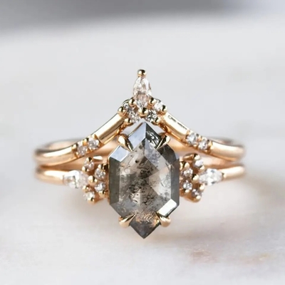 925銀製の六角形は塩を切り、コショウのダイヤモンドのMoissaniteリングは一致の女性を鳴らすセットを曲げた