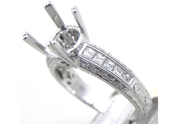 Engagement 18k White Gold MaterialのためのDia 3x3mm 1.08Ct Semi Mount Jewelry Ring ODM