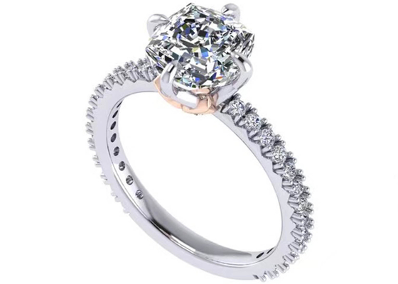 OEM 18k White Gold Diamond Ring、Cushion Cut Engagement Ring 8.13×7.87×5.13mm