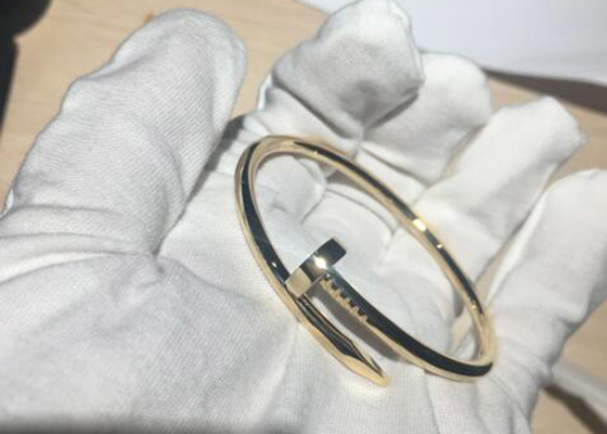 幅3.5mm 18k Yellow Gold Bracelet、EngagementのためのJuste国連Clou Bangle