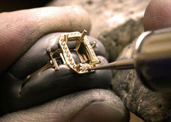 OEM Semi Mount Ring Settings、0.18ct 1.5mm Natural Diamond Ring