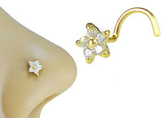 花Shape 18k Gold Diamond Nose Stud With 1.5mm 0.07ct 4 Pieces Genuine Diamonds