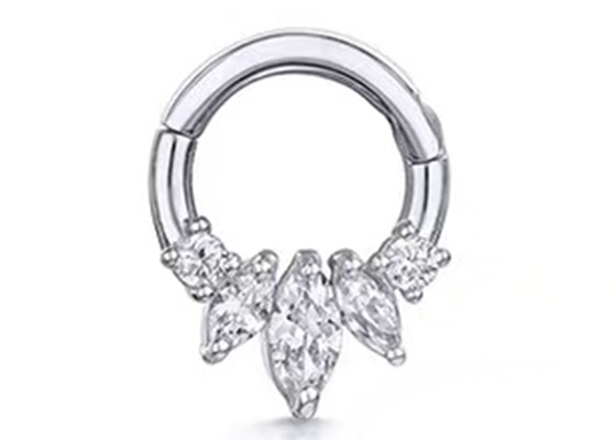 伯爵夫人Cut 14K Gold Clicker Piercing Four Claw Setting Type For Septum Daith Nose