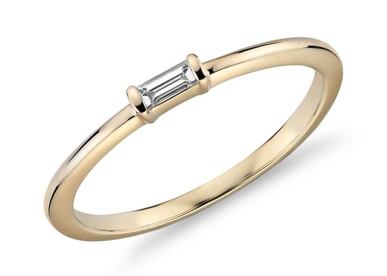 バゲットCut 9K Gold Ring 2.0×4.0MM 0.11ct Weight Prong Setting Type