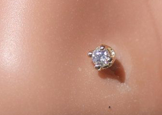 ODM 18kローズGold Nose Ring、Nose Piercing Pin With 1.5-2.5mm Natural Diamond