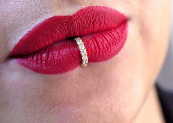 0.1ct Diamonds Tragus Piercing Ring、White Gold Nose Ring Inner Dia 8-15mm