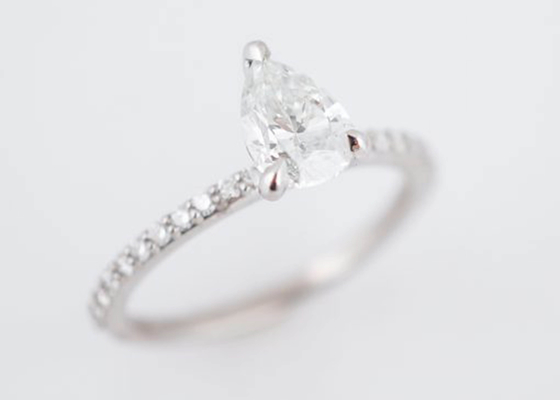 白いGold Real Diamond Jewellery Ring 1.33ct Pear Cut PS 6×8mm For Engagement