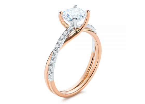 円形のCriss Cross Diamond Ring Gold、4 Prong Engagement Ring 6mm Size