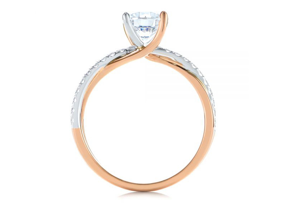 円形のCriss Cross Diamond Ring Gold、4 Prong Engagement Ring 6mm Size