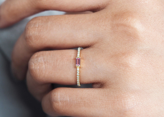 Engagement Prong Setting Typeのための薄いDiamond 9K Gold Ring 0.20ct 2.5MM Width
