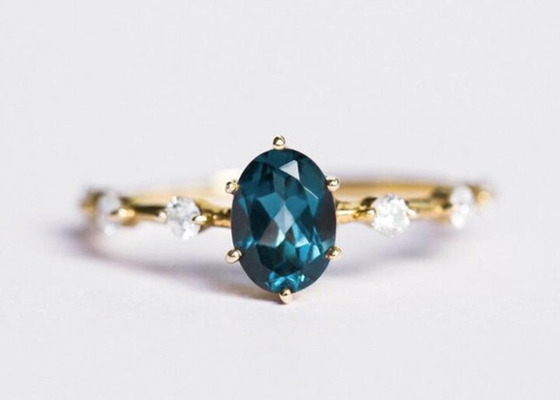 1.56ctロンドンBlue Topaz Ring、Oval Shape Diamond Ring Round Cut OEM