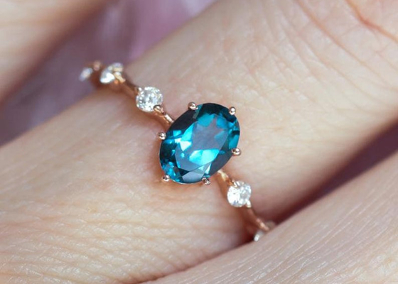 1.56ctロンドンBlue Topaz Ring、Oval Shape Diamond Ring Round Cut OEM