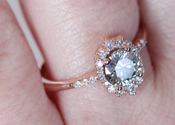 1.2ct 1pcs Moissanite Engagement Rings For Women 14KローズGold Material