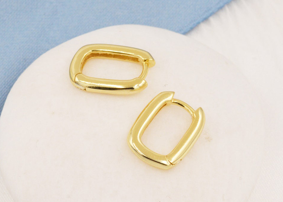 楕円形のHoop 9K Gold Earrings 2mm Thickness With 6x10mm Inner Diameter