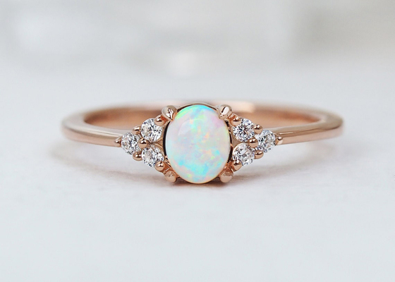 Cobochon Cut 9K Gold Ring、0.5ct Natural Opal Ring 5×7MM Size