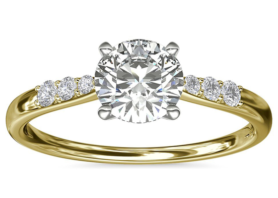 円形のShape 9K Silver Ring With 6MM 1.0ct White Moissanite Stone