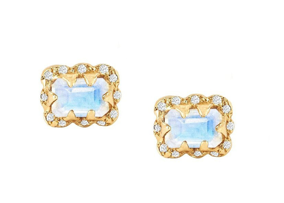 Giftのための5×7MM Emerald Cut Diamond Earrings With Sprinkled Diamond
